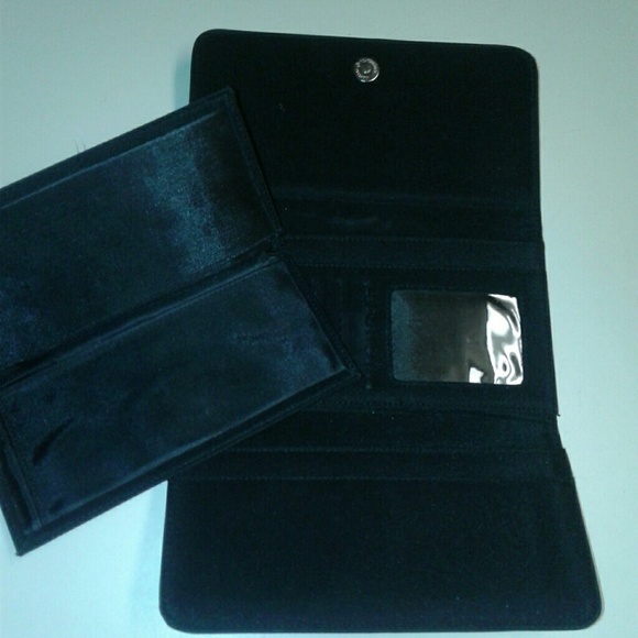 2/$20 Daschund wiener dog wallet - Picture 3 of 4